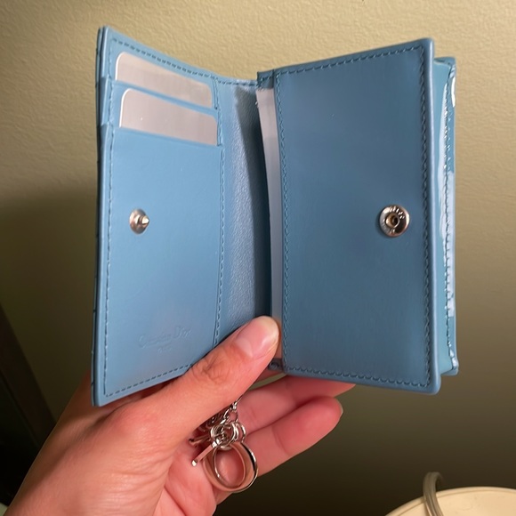 Christian Dior “Mini Lady Dior Wallet” - Picture 3 of 3